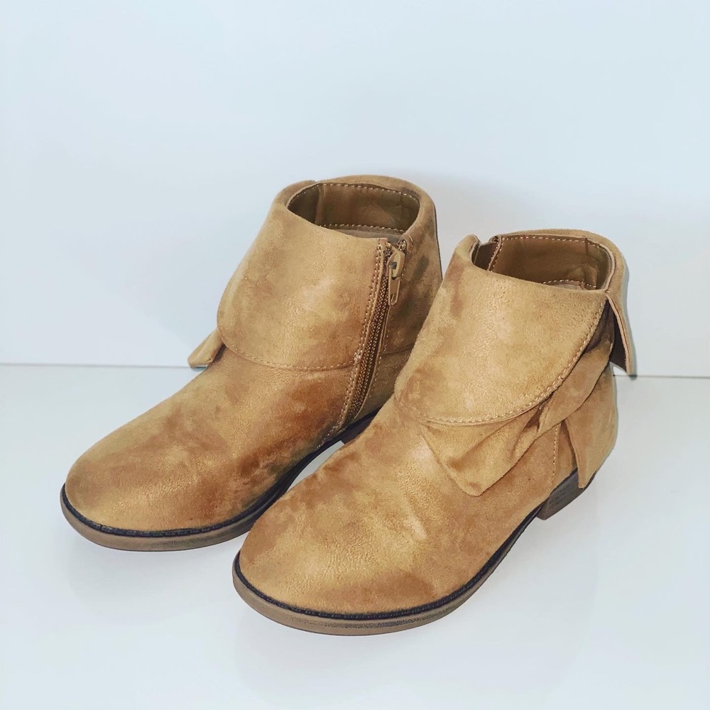 Girls Cupcake Couture Deb Boot (EUC) - Picture 5 of 8